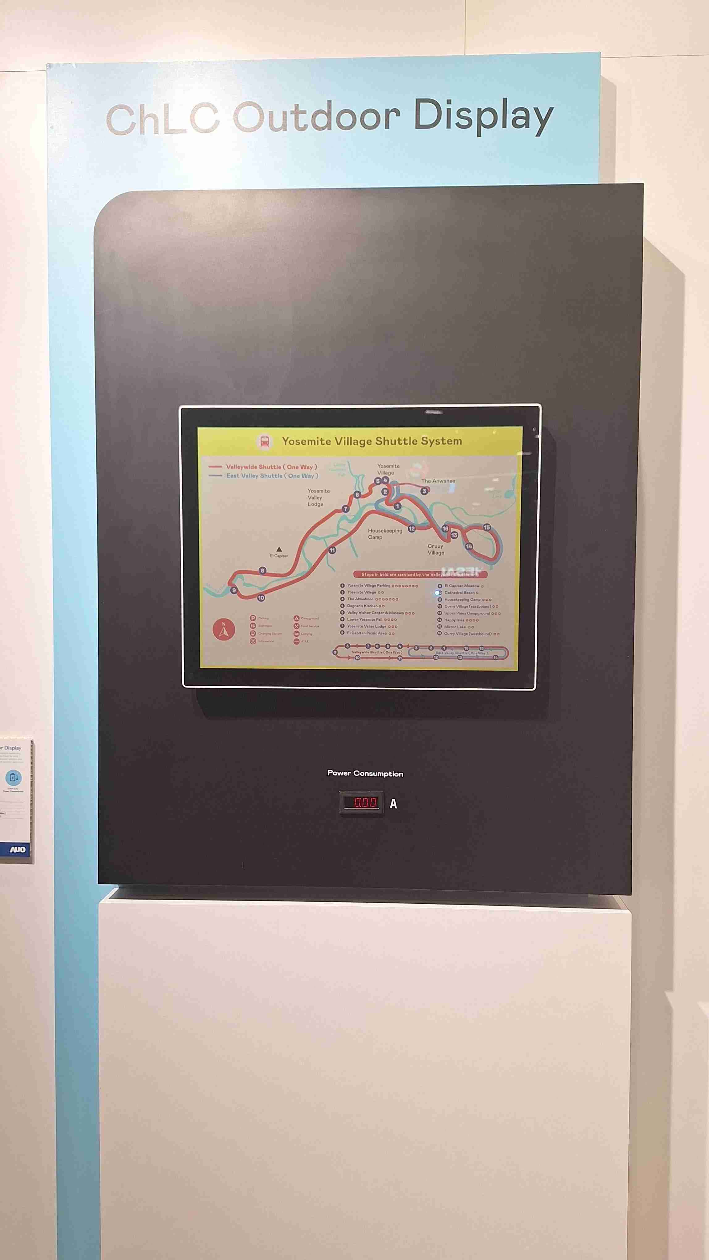 PG国际的「胆固醇液晶超低耗能户外全彩显示器」不只环保省电，，且符合户外严苛使用环境，，拥有在摄氏-30度至85度下的宽温使用优势，，并且强光愈强愈能呈现绝佳的色彩饱和度及显示效果，，，易于安装的特性将成为户外电子看板的新首选。。