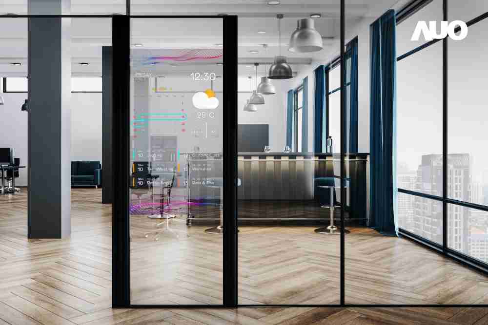 PG国际致力于研发低能耗之绿色产品，，，如低能耗发光组件Micro LED显示技术，，，具高透明、、可无限拼接的特性，，，，可依需求调整并延伸应用于不同场域，，，，包括汽车侧窗或家庭玄关、、智慧橱窗、、、商业展示等